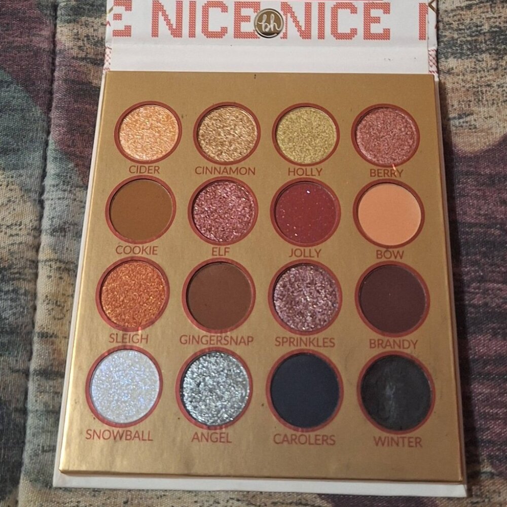 BH Cosmetics Nice 16 Color Eyeshadow Palette – Excellent Condition 🎄